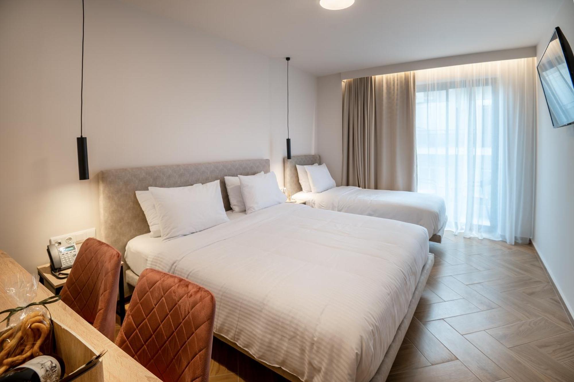 Ira - Ηρα Hotel Kalamata Dış mekan fotoğraf