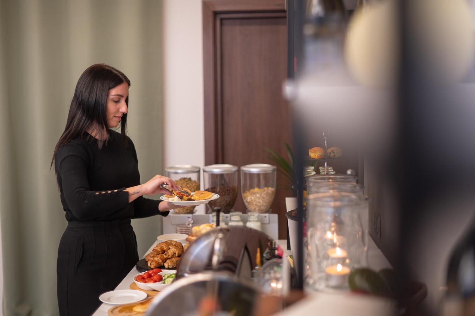 Ira - Ηρα Hotel Kalamata Dış mekan fotoğraf