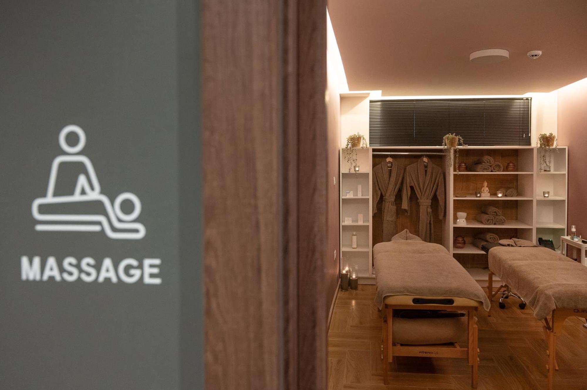 Ira - Ηρα Hotel Kalamata Dış mekan fotoğraf