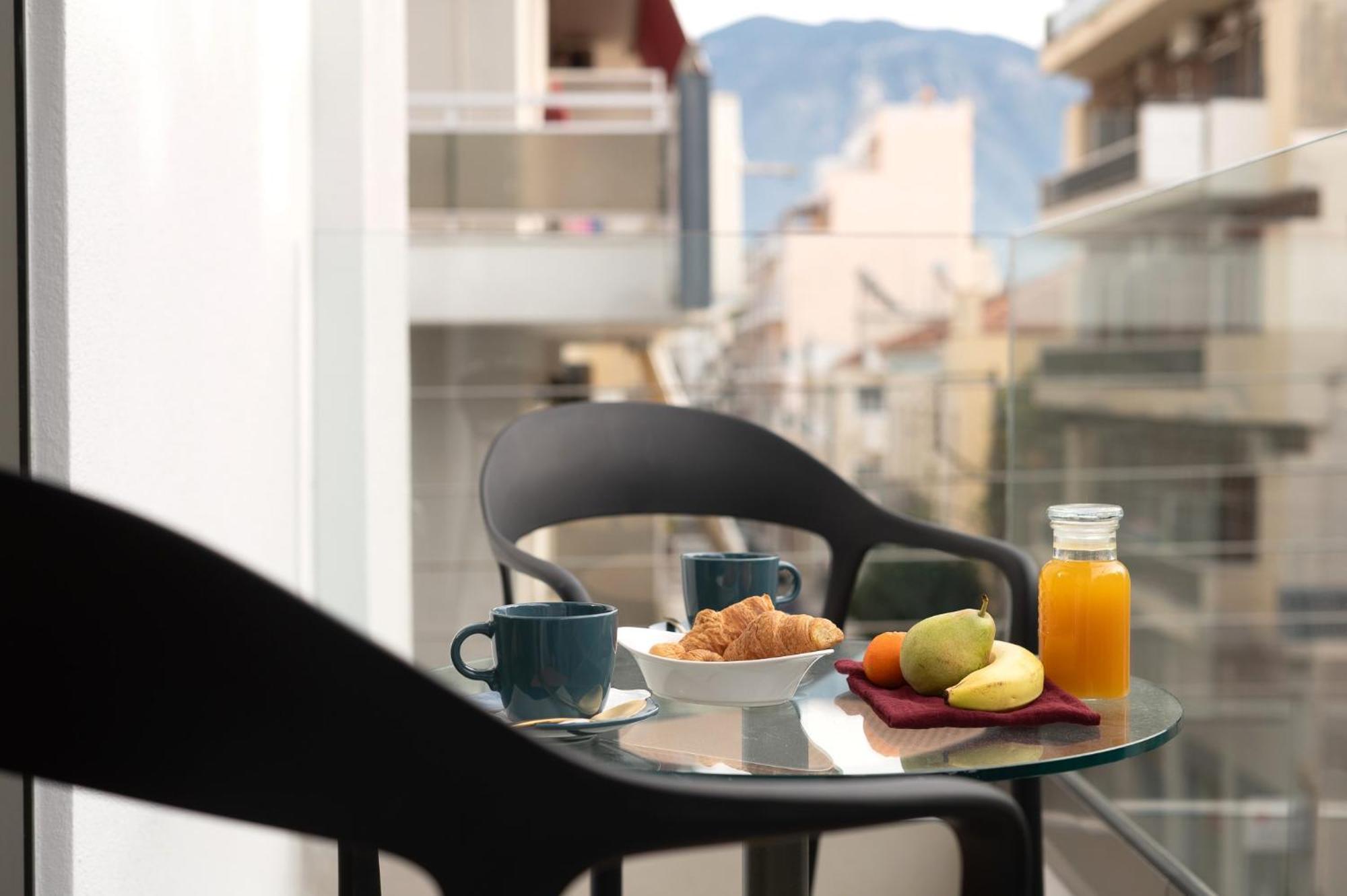 Ira - Ηρα Hotel Kalamata Dış mekan fotoğraf